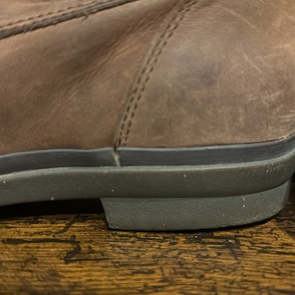 Ugg Arquette waterproof leather duck boot sz. 10 - Picture 7 of 11